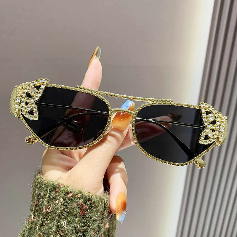 Luxury brands designer 2026 New Womens Trendy Double Bridge Sunglasses Butterfly Rhinestone Polygon Metal Frame UV400 Anti-UV Shades for Party Streetw