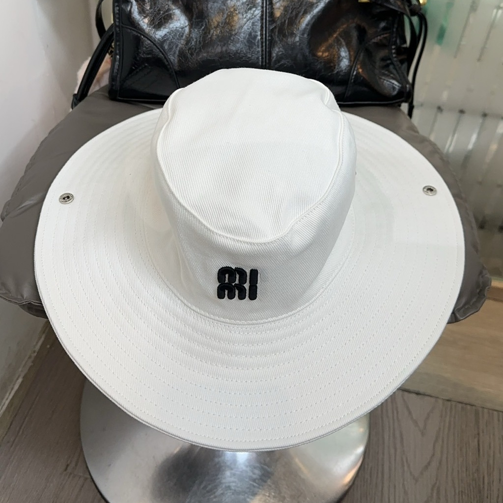 Spring Bucket Hat Cowboy Hat Sun Hat Designer Women Men Hat Summer Casquette Luxe Sun Hat Wide Brim Fisherman Holiday Outdoor Recreation