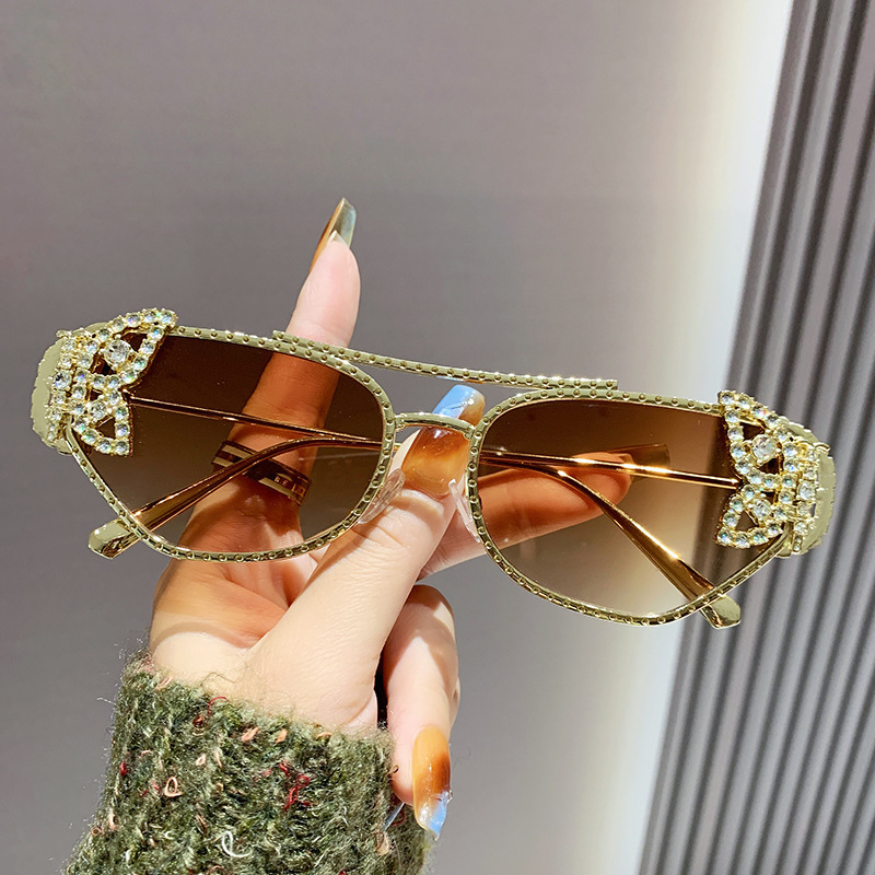 Luxury brands designer 2026 New Womens Trendy Double Bridge Sunglasses Butterfly Rhinestone Polygon Metal Frame UV400 Anti-UV Shades for Party Streetw