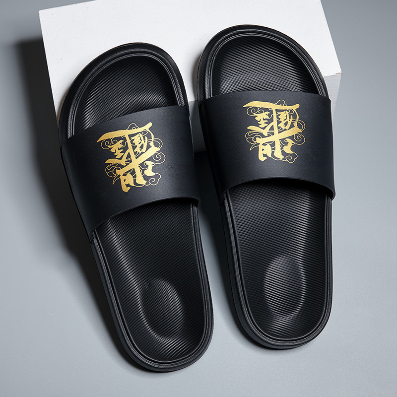 Mens Fashion Gifts Fashion Solid Color Slide Slippers With Metallic Horse Detail Comfortable Cushioned Sole For Indoor And Outdoor Use - view 5