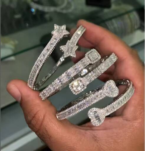 Rapper Hip Hop Jewelry Men Bling Baguette Moissanite Cross Bracelet White Gold Iced Out Diamond Clover Heart Tennis Bracelet