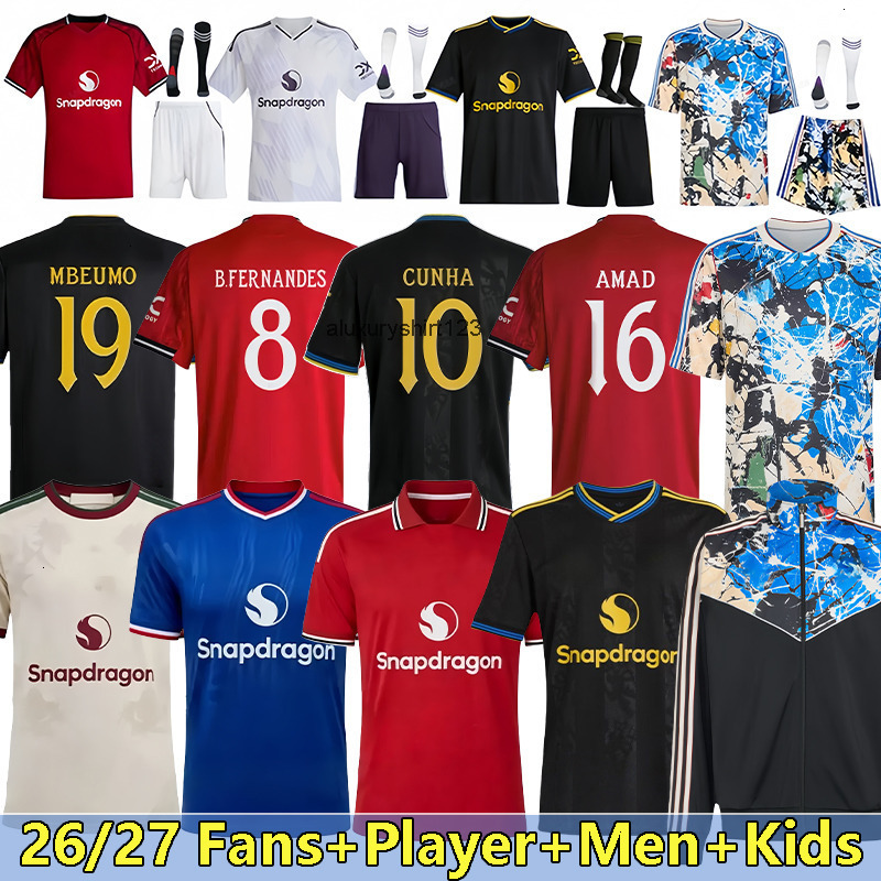 25 26 27 United Retro Soccer Jerseys GARNACHO HOJLUND MARTINEZ YORO football shirt B FERNANDES Football Shirts men kids kits MAINOO ZIRKZEE AMAD train
