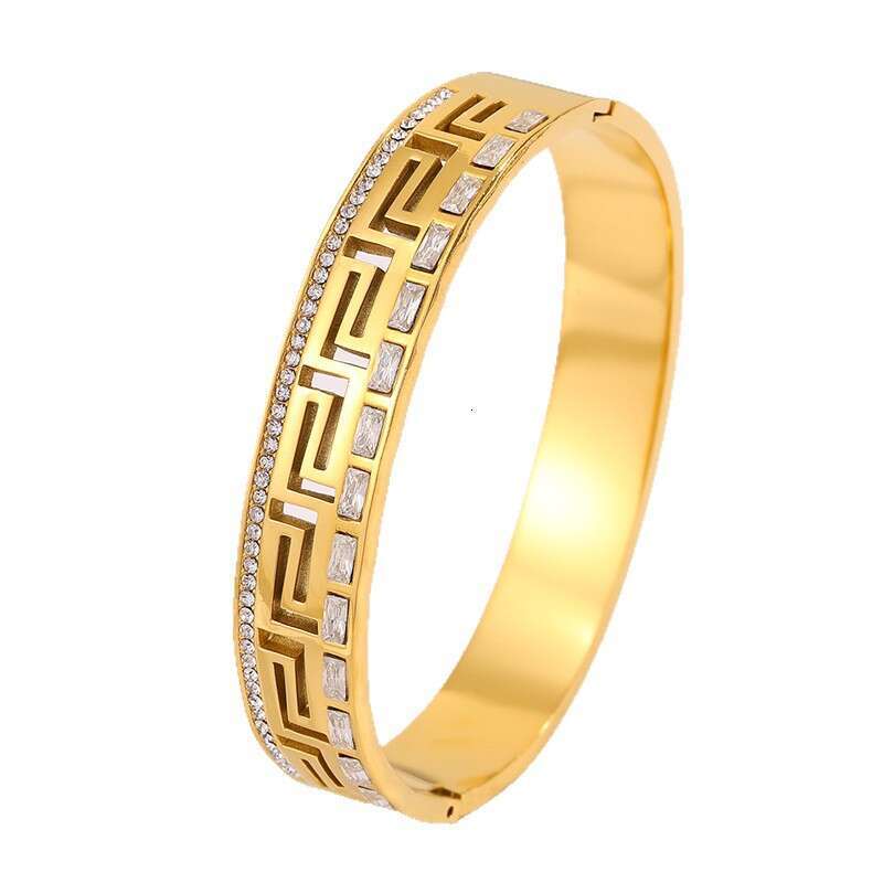 Luxury High-End Designer Jewelry Vintage Great Wall Pattern Titanium Bracelet, Non-Fading, European And American 18K Diamond-Encrusted Stainless Steel - view 6