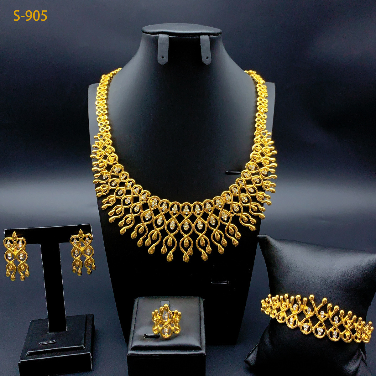 GZJPEI 4Piece y White Zircon Jewelry Set Necklace Earring Bracelet Ring Gold Plated Electroplating Dubai Banquet For Women 260429