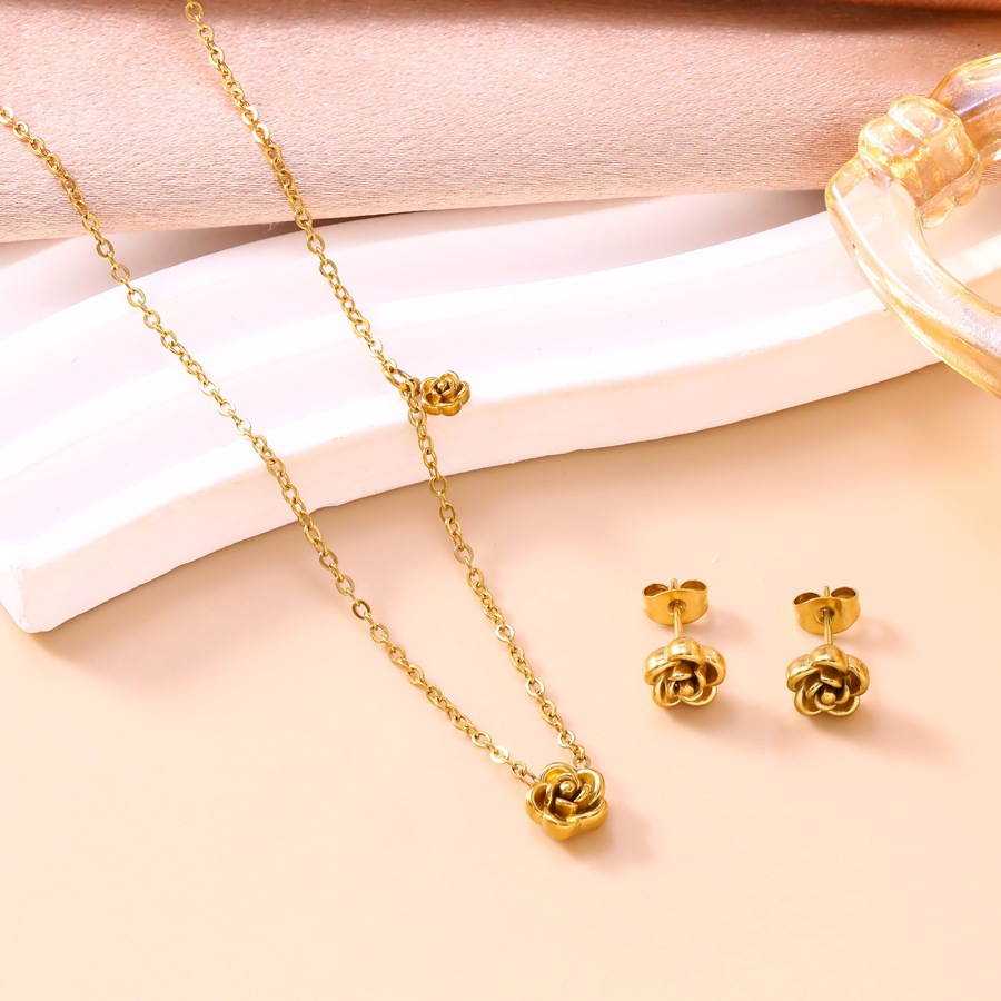 Trendy new three-dimensional camellia necklace and earring set for women, unique design with rose pendant, stainless steel jewelry - view 6