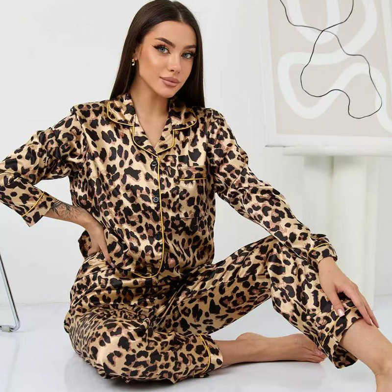 Heart-shaped leopard print pajamas, ice silk imitation silk cardigan, long-sleeved pants, suitable for spring and autumn seasons J260516