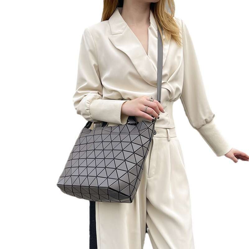 Women Japan Original Factory Quilted Handbag Large Capacity Single Shoulder Crossbody Tote Bucket Bag Fashion Casual Daily Purse SENYY