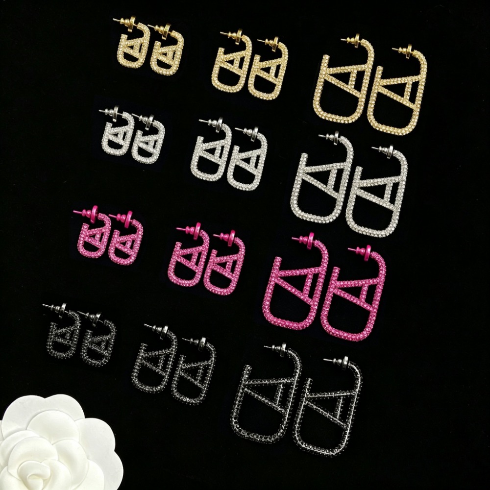 Designer Luxury Diamond Stud Earring 18k Gold Silver Earrings Hoop Earrings for Women Classic Minimalist Design Earrings Wedding Party Jewelry