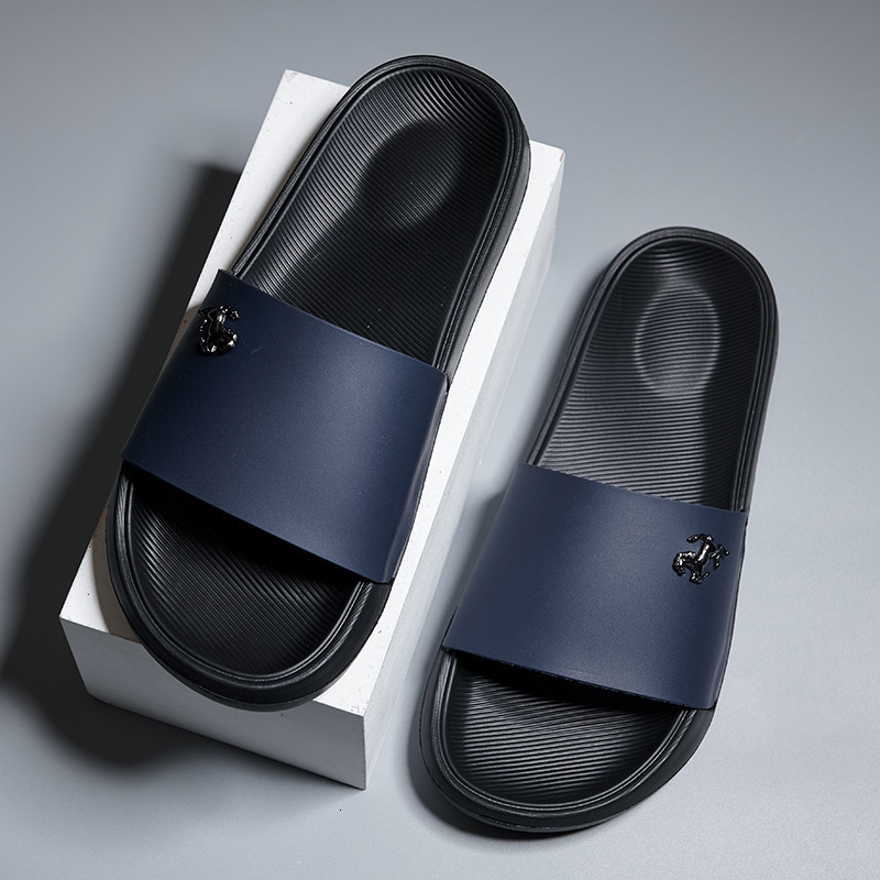 Mens Fashion Gifts Fashion Solid Color Slide Slippers With Metallic Horse Detail Comfortable Cushioned Sole For Indoor And Outdoor Use - view 4