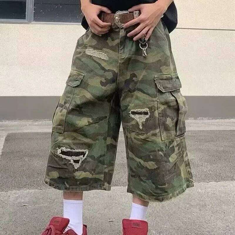 2025 Mens Camo Cargo Denim Distressed Straight Leg Casual Seven Inch Shorts Y2K Streetwear Vintage Loose Fit Summer Fashi 26Y0516