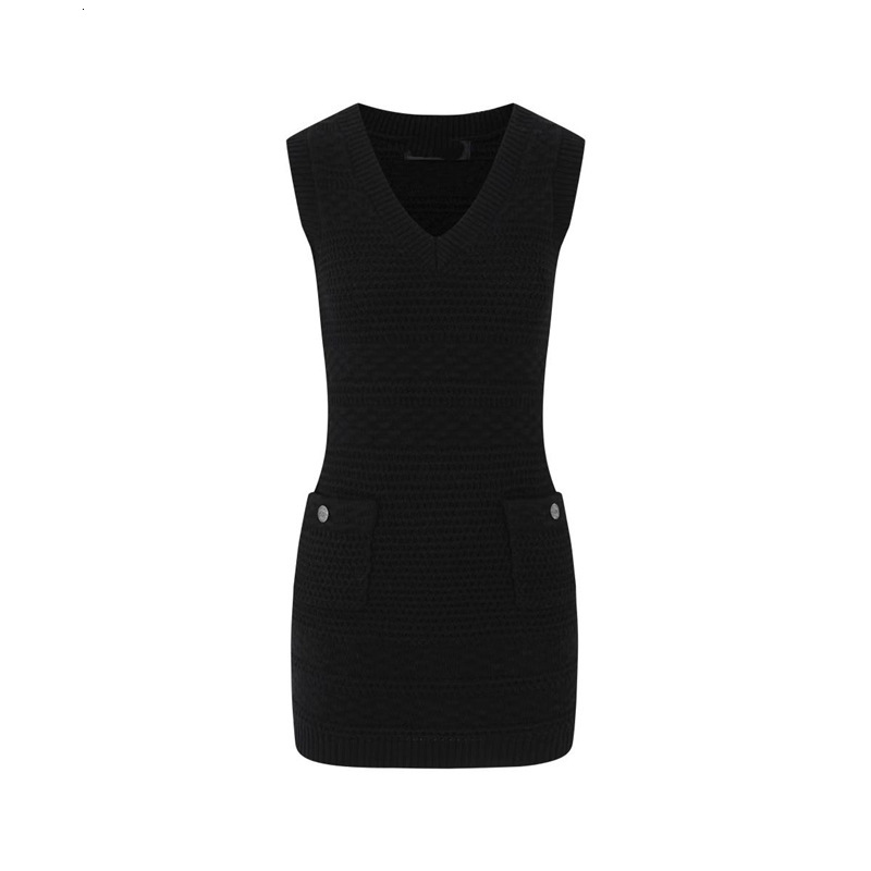 Designer Women's Long Skirt Fashion Tight Skirt Elegant new style with a rich heiress vibe knitted vest dress knitted short skirt for women