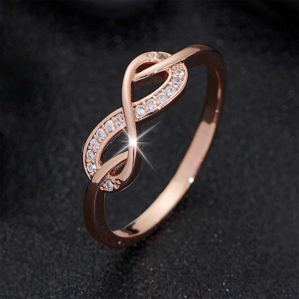 Luxury Jewelry Diamond Letter Bracelet Number 8 Luxury Minimalist Style Women's Fashion Classic Bracelet Exclusive Elegant Accessories