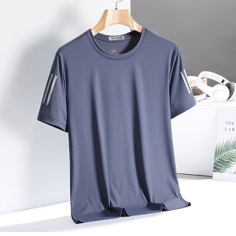 Designer Sports T-shirt Luxurious Men Cool Ice Silk Mesh Breathable Short Sleeved Summer Loose Plus Size Round Neck Outdoor Casual Quick Drying Lightw