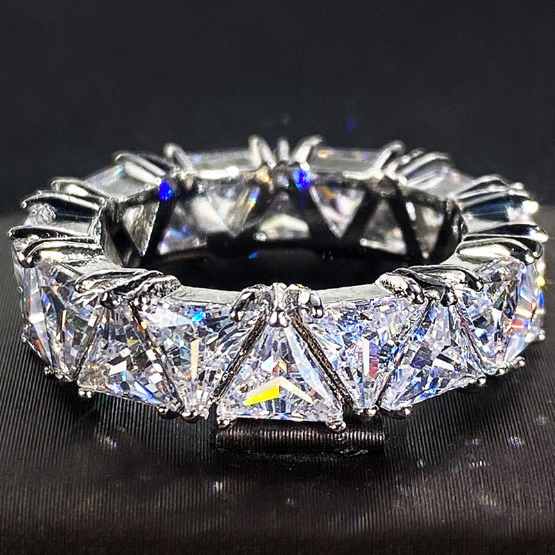 Designer Luxury Jewelry Classic Ring Full Diamond Single Row Triangular Zircon Ring Women's Creative Personalized Gift Ring Fashion Brand Accesso - view 8