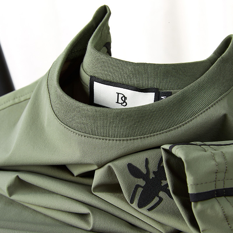Designer Luxury Men's T-shirt Summer High-end Lightweight Printed Quick Drying Short Sleeved Outdoor Leisure New Embossed Bee Round Neck Elastic 