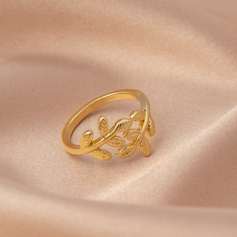 Classic Luxury Jewelry Women's Ring, Lightweight, Luxurious High-quality Exaggerated Non Fading Ordinary Zircon Ring Index Finger Open Hand Brand