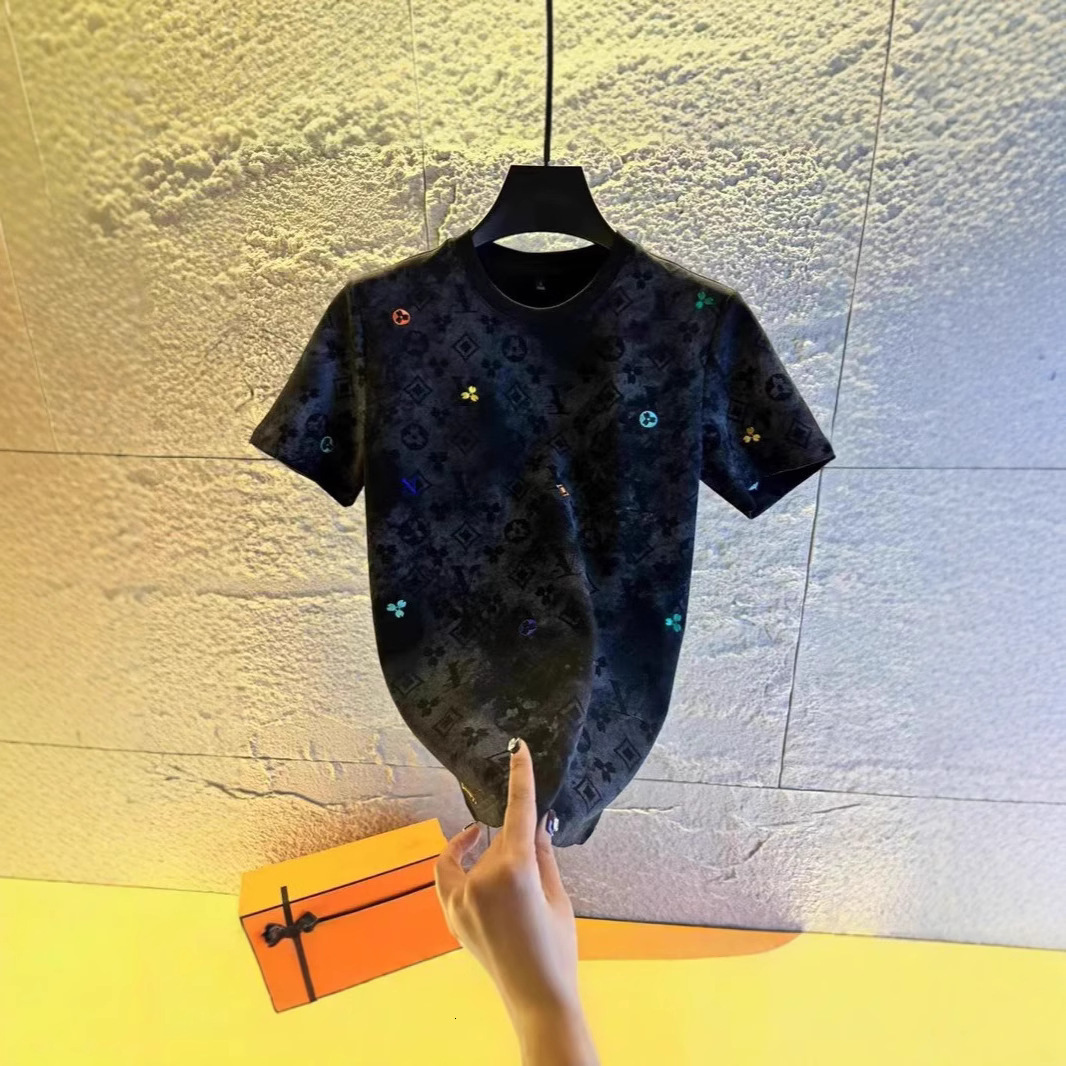 Luxury Brand Designer Mens Red Ice Silk Monogram Print Crew Neck Short Sleeve Tshirt 2026 Summer Cooling Sensation Lightweight Streetwear Casual Daily