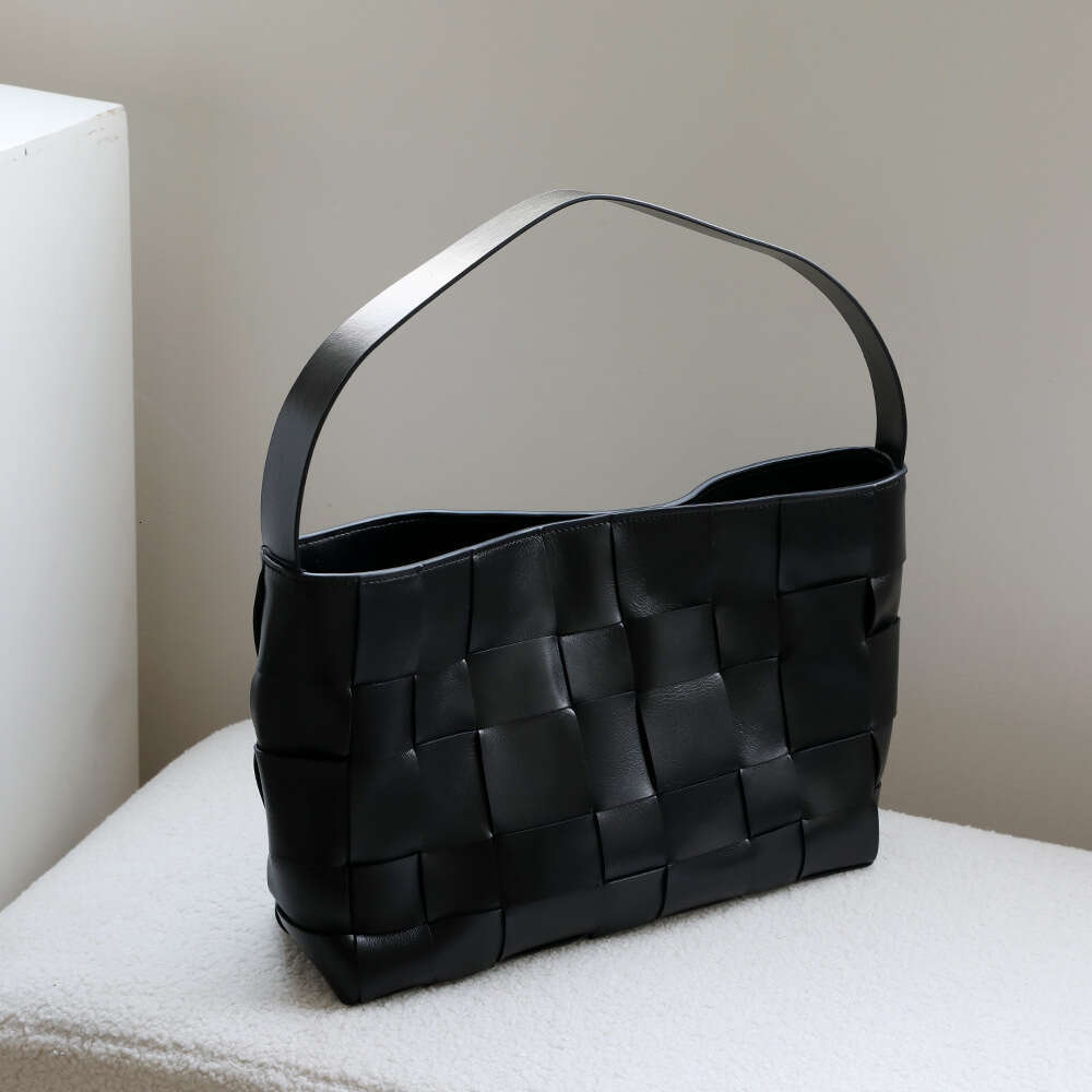 Niche Design Top Layer Cowhide Woven Tote Bag Large Capacity Laptop Commute Single Shoulder Underarm Handheld Women Bag SENYY