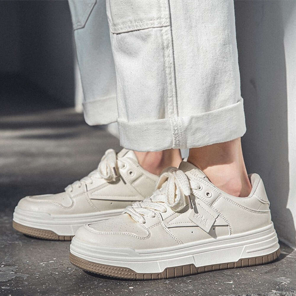 Meireitu New Height-Increasing White Sneakers for Men Spring Korean Version Versatile Sports Thick-Soled Casual Board Shoes