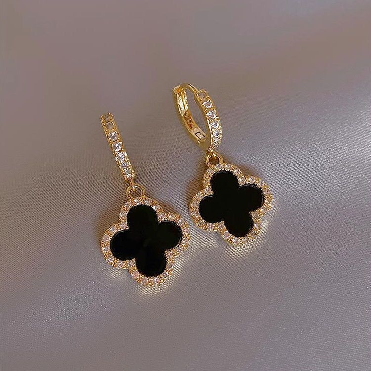designer Four leaf Clover Earrings for Women Classic Style Earrings New Model Copper Gold plated Light Sparkling Zirconia Earrings