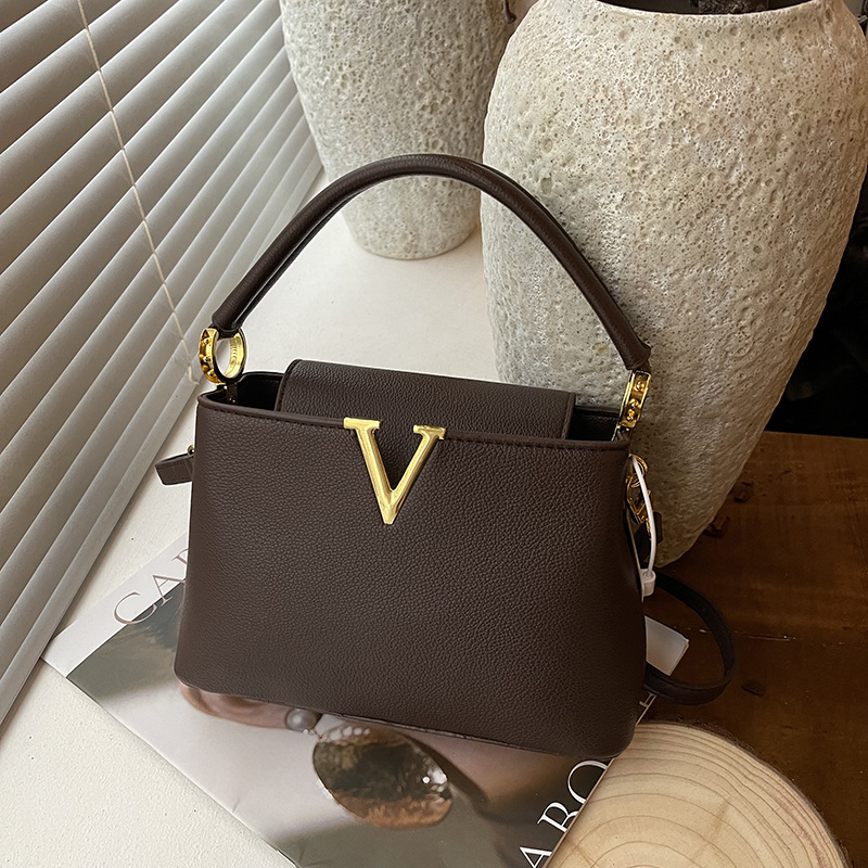 Free shipping new style temperament shoulder bag lychee pattern fashionable simple hand-held small square bag versatile three-dimensional popular cros