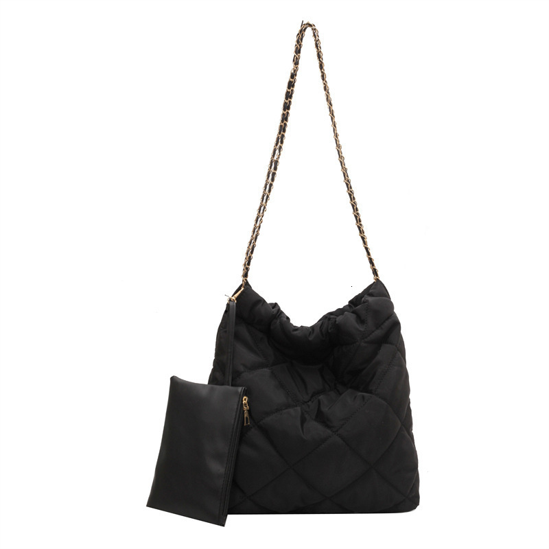 Designer bag Quilted Large Capacity Tote 2026 Spring Summer New Fashion Women's Personality Simple Korean Style Ladies Shoulder Bag - view 6