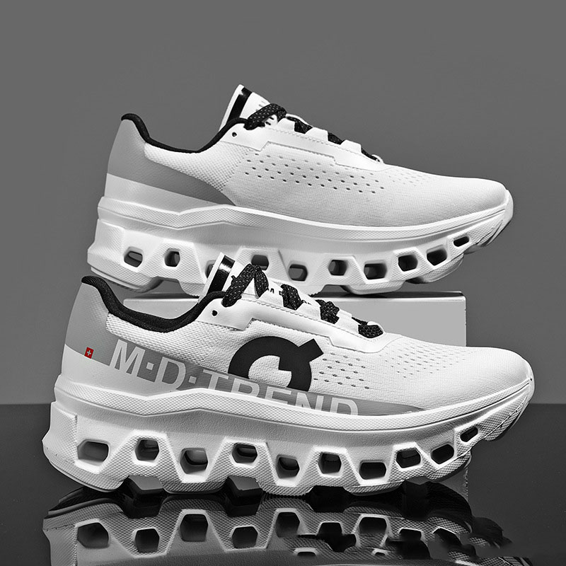 Free shipping luxury Men Lightweight Breathable Mesh Running Shoes Non Slip Soft Sole Outdoor Casual Walking Sneakers