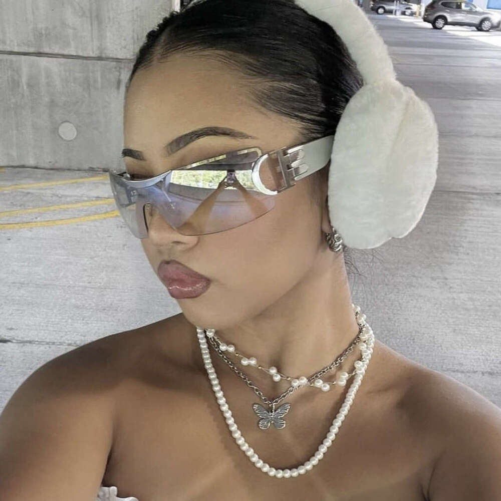 Premium Luxury Designer Brand Sunglasses Y2k Millennium Style For Women, Unique Metal Frameless High-End Design, Ins European And American Sun Protect