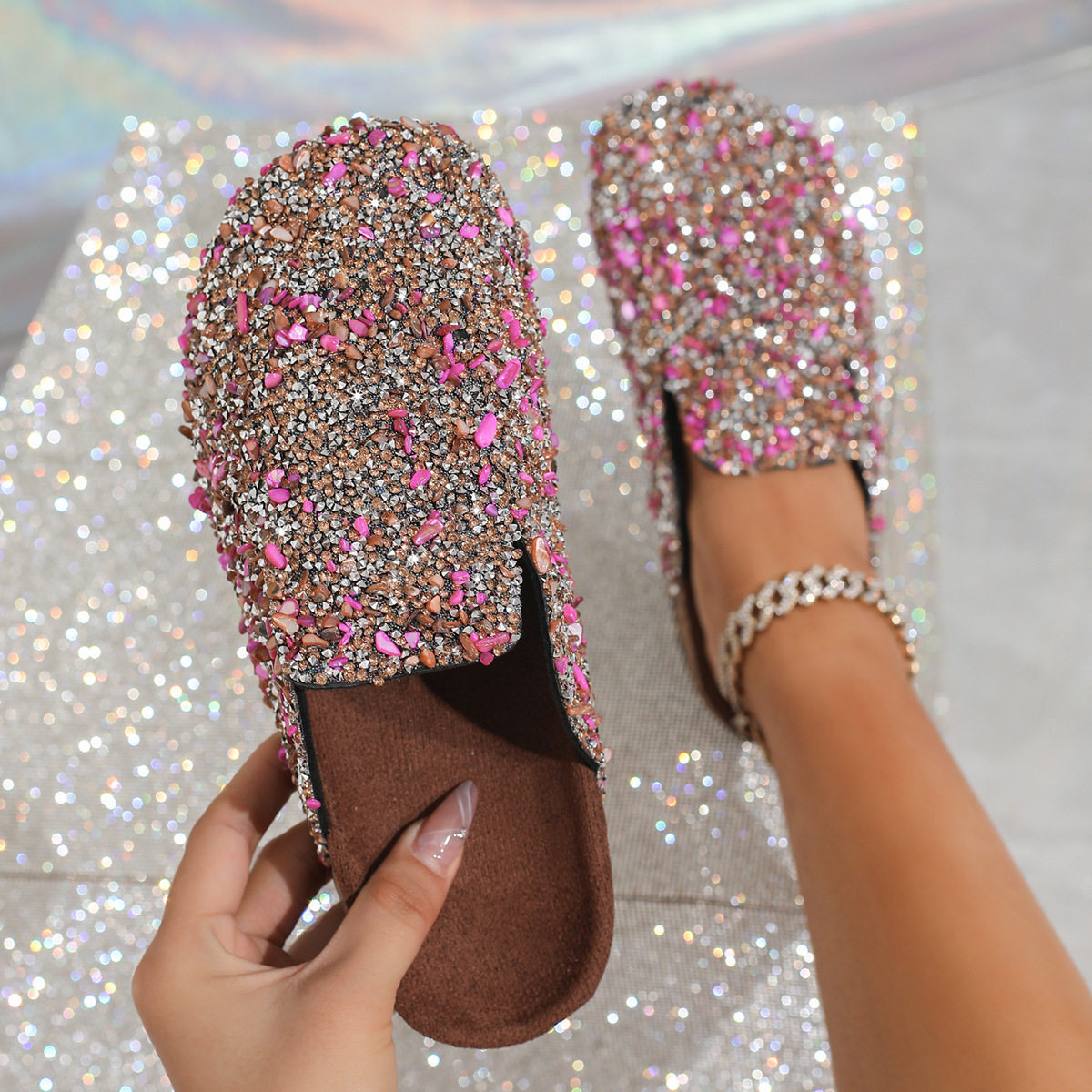 hot Free shipping designer 2026 Magic Couple Thick Bottom One Word Anti slip Summer Slippers Fashionable Outerwear Beach