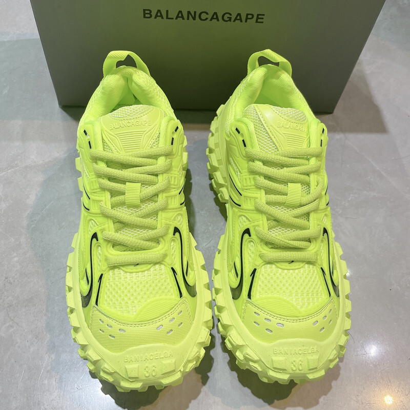 New Low Top Thick Sole Dad Round Toe Lace-up Casual Shoes Height Increasing Sneakers Trendy