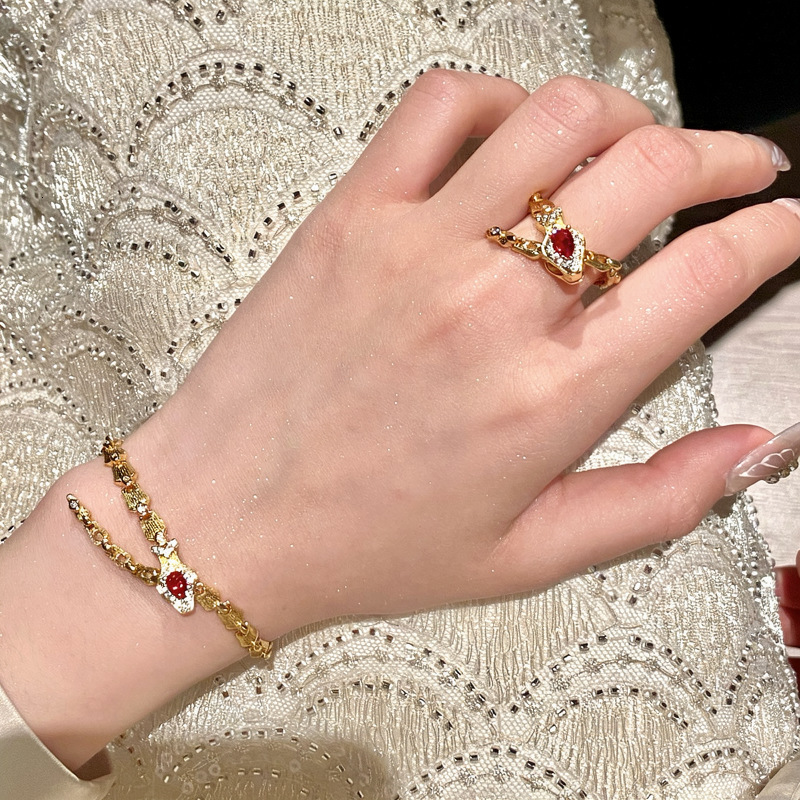 Designer Bracelet 2026 New Fashion Accessories High Quality New light red bone knot snake shaped bracelet sweet and cool adjustable snake bracelet for