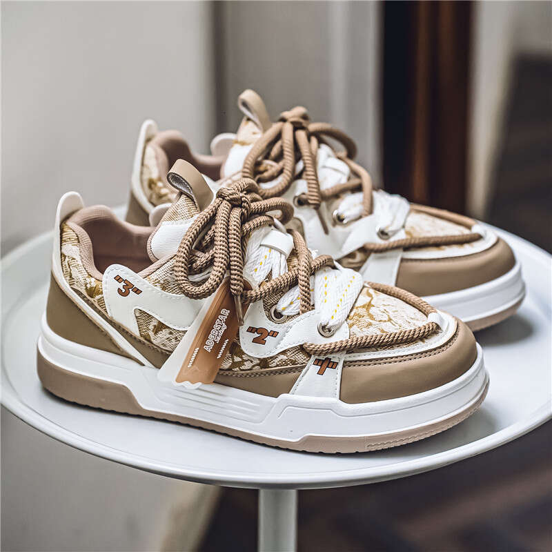 Men's Shoes Spring and Autumn New Style: Bright Red Retro Casual Sports Summer Height-Increasing Non-Slip Design Trendy Chunky Sneakers