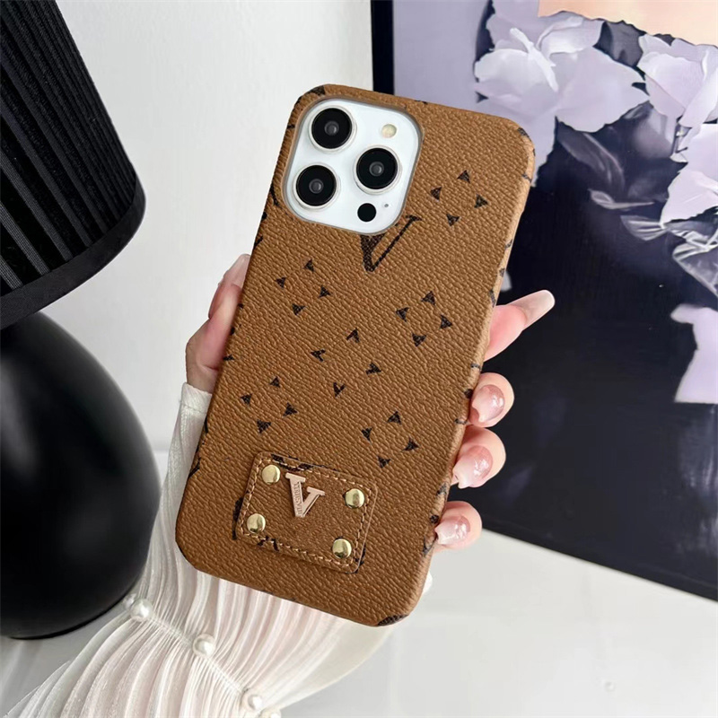 Top Fashion Deluxe Designer Monogram Printed Pattern Phone Cases for Apple iphone 17 Series 16 15 14 13 12 pro max Leather Stick Tag Luxury Cellphone Protective Cover