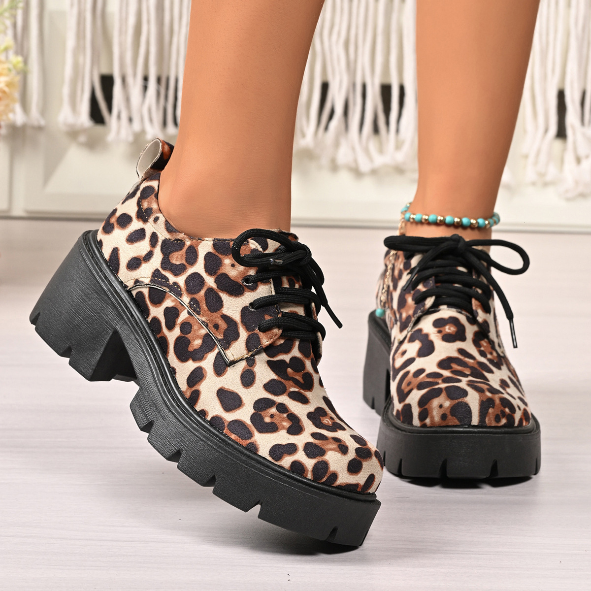 Womens Casual Platform Oxford Shoes Lace Up Closure Durable Material Leopard Print Colorway For All Seasons