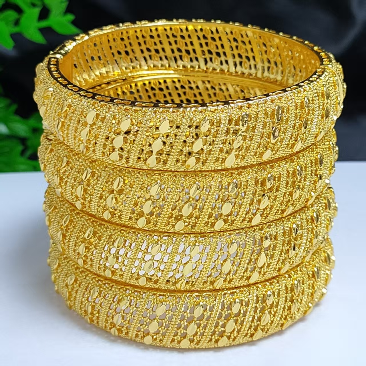 Luxury Dubai 24K Gold Color Bangles For Women Indian African Bracelets Charm Wedding Ethiopian Arabic Hand Jewelry Party Gifts