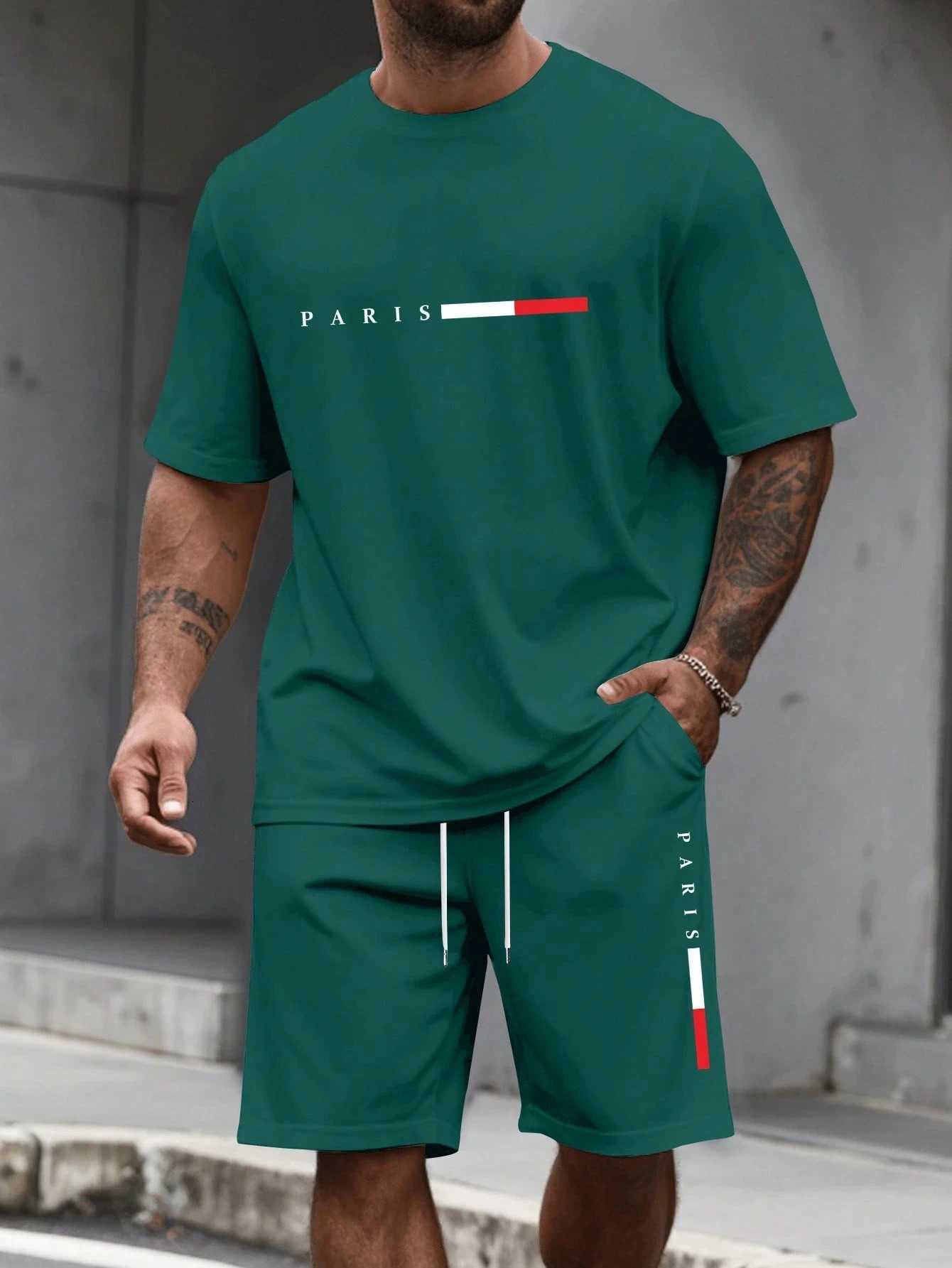 Mens Tracksuit 2 Piece O-neck Short Sleeve Shirt Shorts Set Mens Running Suit Plus Size T shirts Man Clothing Summer T-shirtM260519