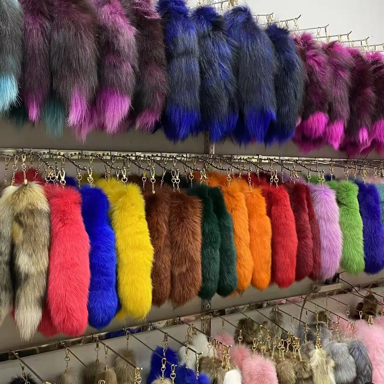 Natural Fox Fur Tail Keychain Furry Tail Keychain 40CM Length Fluffy Tail Keychain y2k Tail Keyring Accessory Car Keychains 260516
