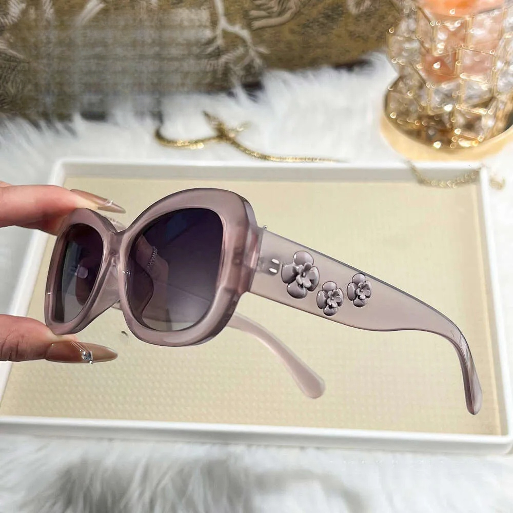 Brand Sunglasses Fashion New Style Elegant Fashion Polarized Sunglasses High Quality Outdoor Sunscreen Classic Glasses