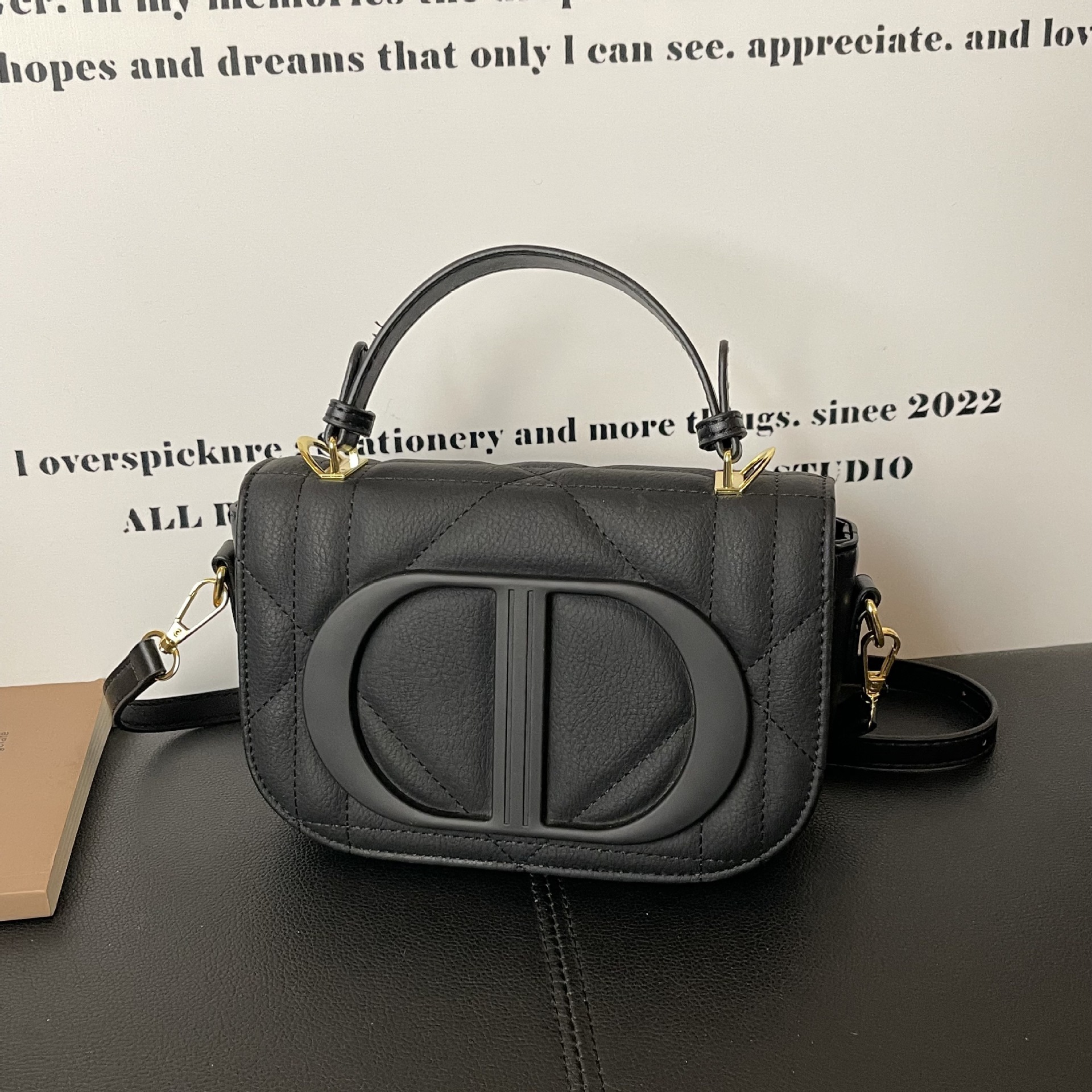 Designer bag Versatile Quilted Saddle Bags Retro Light Luxury High-End Single Shoulder Crossbody Style Handbag Small Square Bag - view 5