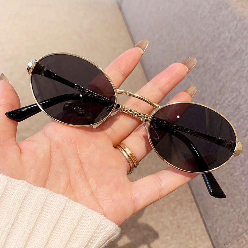 Luxury Brand Designer Sunglasses European And American Style New Metal Oval Small Frame Unisex Pilot Sunshade Sunglasses Snake-Shaped Temple