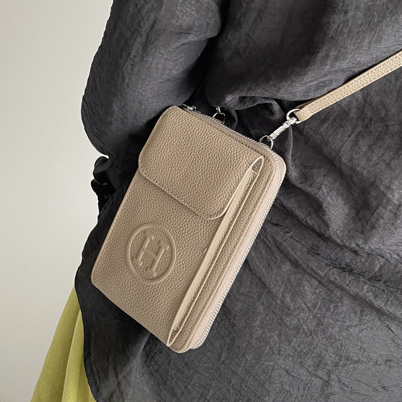 2026 new model women's genuine leather phone bag, fashionable and trendy crossbody for mobile phones, stylish small bag made of top-grade cowhide