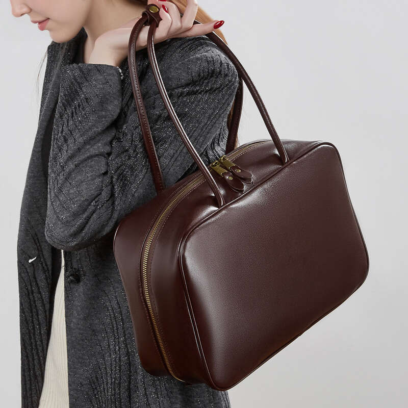 New Spring Summer Women Genuine Leather Handbag Niche Design Small Square Shoulder Bag Fashion Casual Crossbody Bowling Bag For Daily Commute Travel S