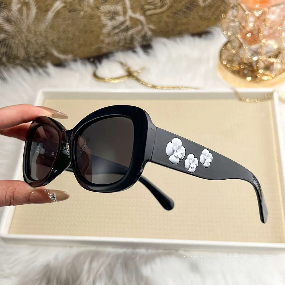 Brand Sunglasses Fashion New Style Elegant Fashion Polarized Sunglasses High Quality Outdoor Sunscreen Classic Glasses