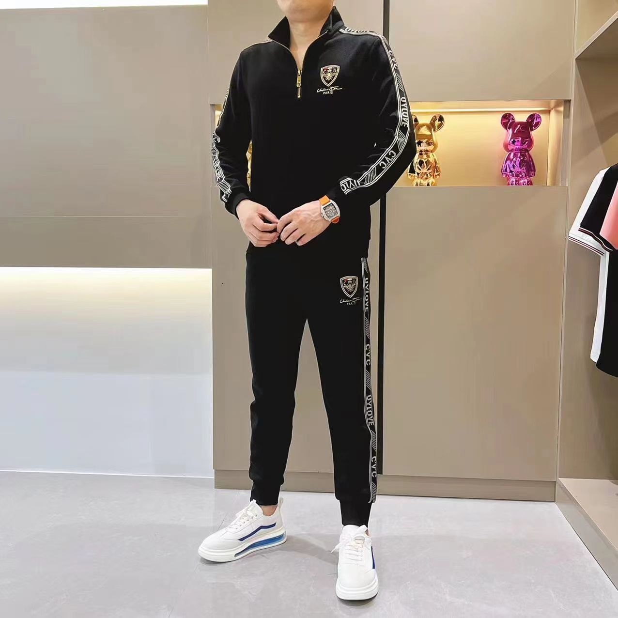 Luxury Brand Designer Men White Half Zip Stand Collar Side Tape Stripe Shield Embroidery 2 Piece Tracksuit Set 2026 Casual Athletic Versatile Daily We