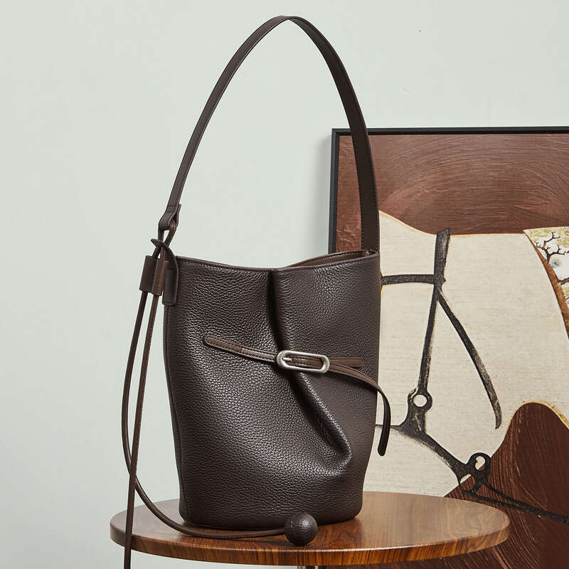 Foreign Trade Top Layer Cowhide Bucket Bag Niche Simple Style Large Capacity Versatile Single Shoulder Crossbody Women Bag SENYY
