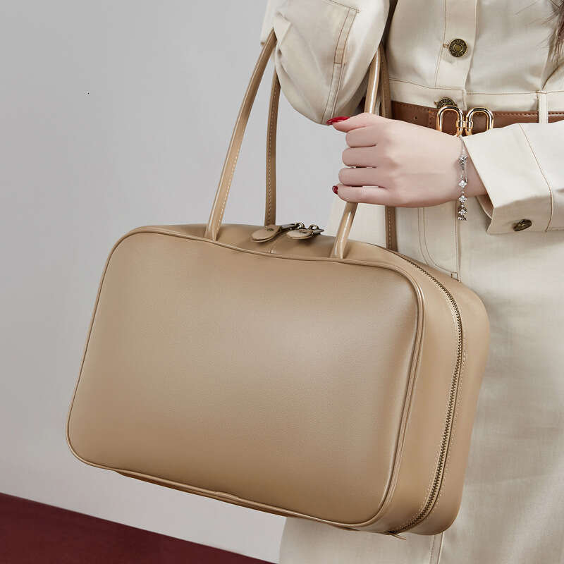 New Spring Summer Women Genuine Leather Handbag Niche Design Small Square Shoulder Bag Fashion Casual Crossbody Bowling Bag For Daily Commute Travel S