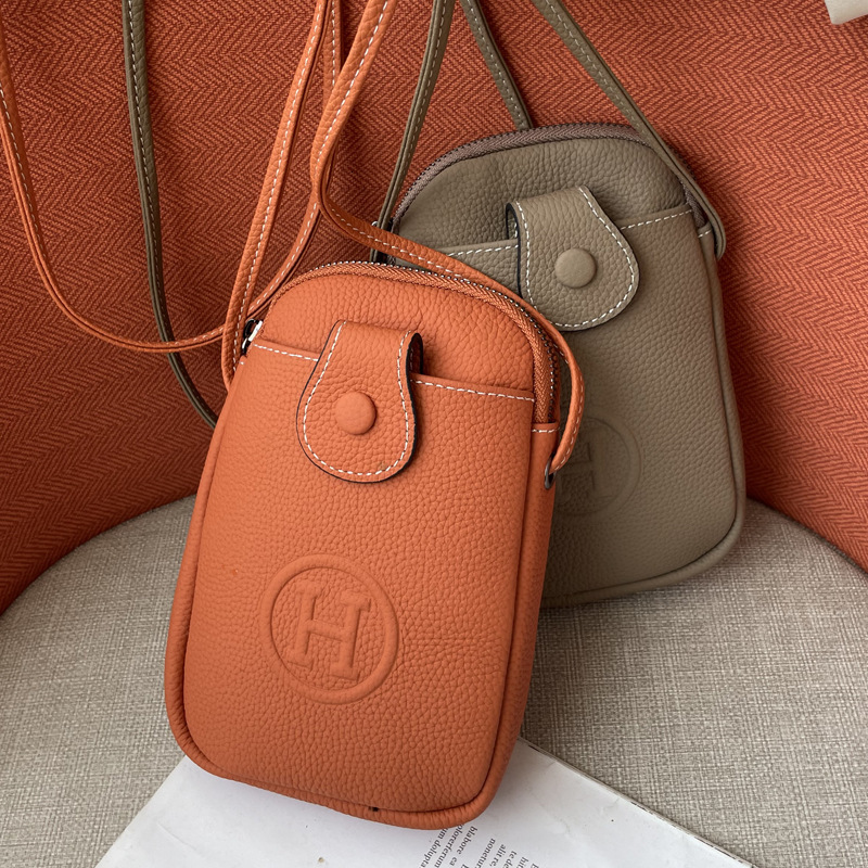 2026 New Genuine Leather for Women, Crossbody with Lychee Pattern, Coin and Key Pouch, Zippered Shoulder Soft Phone Bag