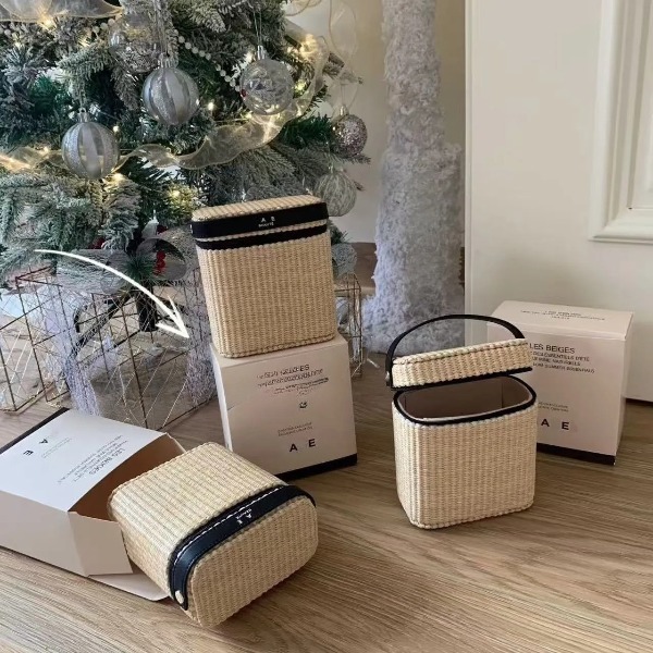 2026 Storage case 14X12 5X7CM C Beaute Gift Vintage Straw Bin handl Desingers Mini straw bag lipstick Organization with gift box