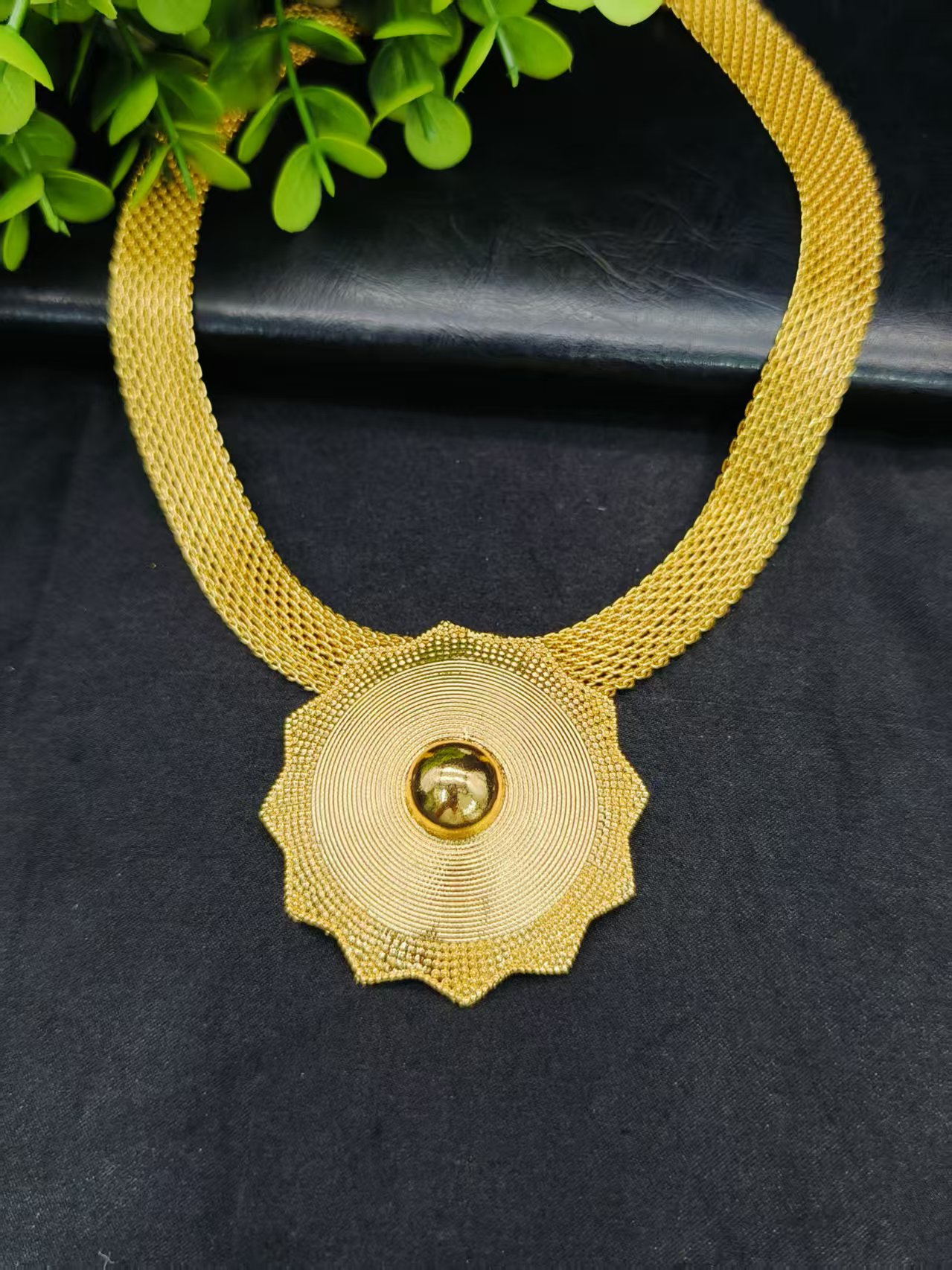 Dubai 2024 Gold Color Necklace Bracelet Jewelry Set For Women Ethiopian Arabic Charm Necklace Choker Set Wedding Gifts