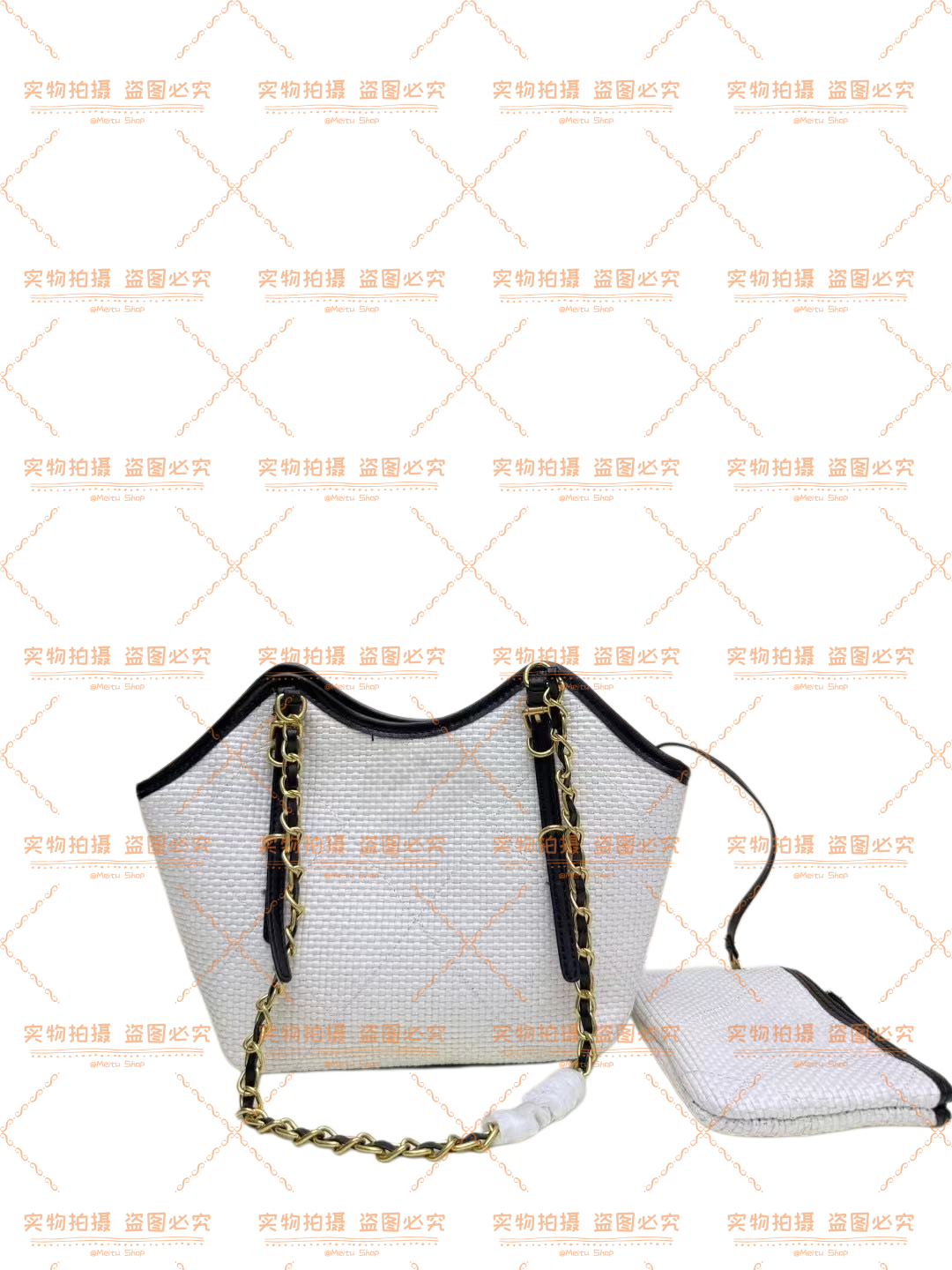 Stylish Dual-Gender Bag: Robust Fabric Construction Enhanced by Faux Fur Edging